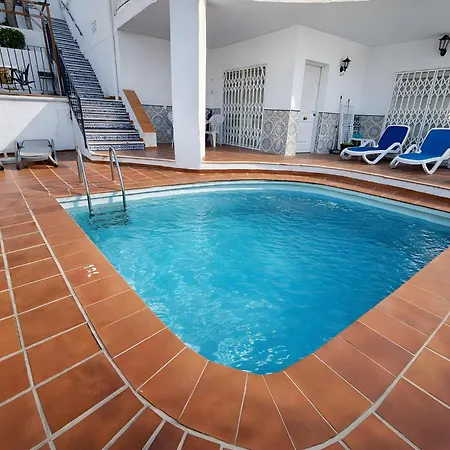 Vista Con Piscina Privada - Lual * 内尔哈